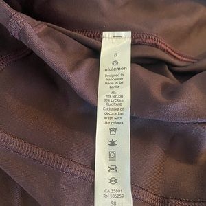 Lululemon yoga pants